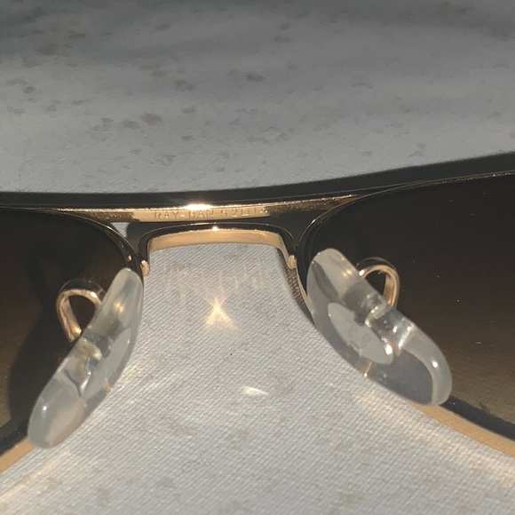 Ray-Ban Authentic Aviators Gold 62014 Sunglasses - Picture 3 of 5